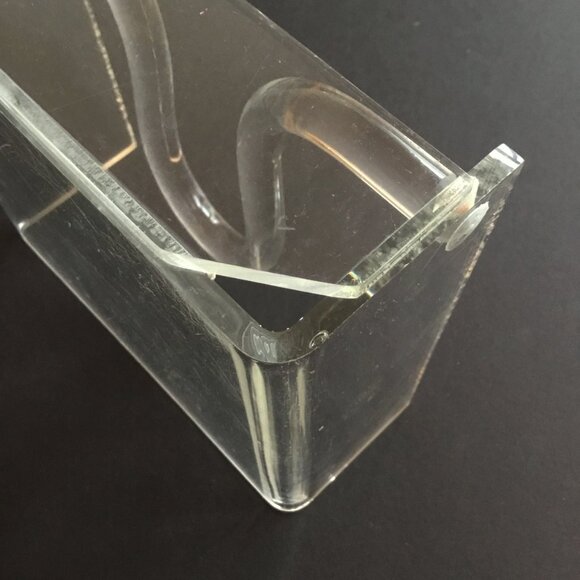 Vintage Mid-Century Modern Bent Lucite Clear Plastic Napkin Holder As-Is - Picture 8 of 14